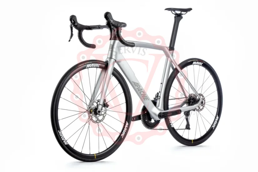 APACHE Gila RS3 stříbrná 28" kolo - Velikost: 56