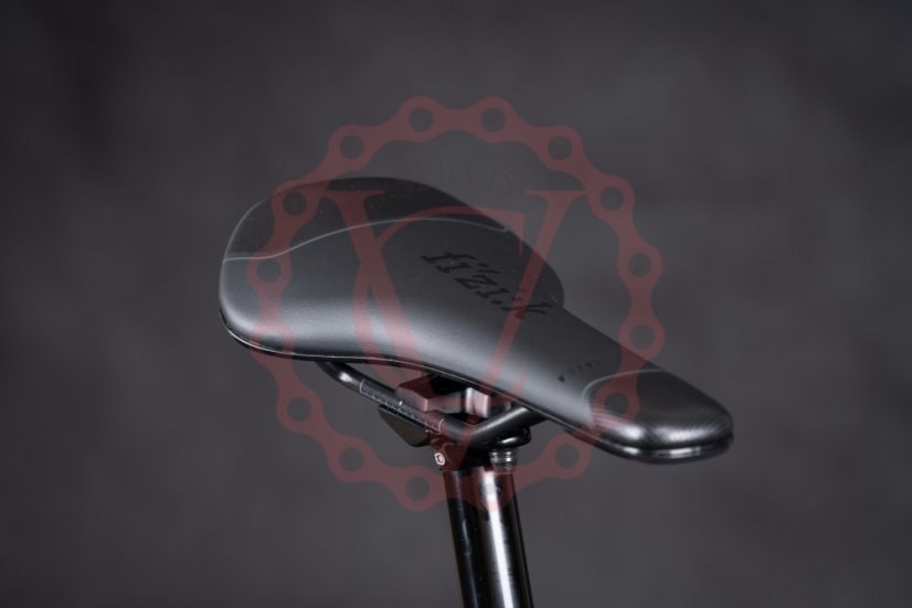 Qayron One.Dr Q 1X Red