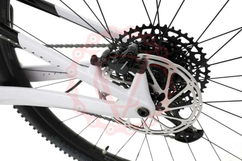 APACHE Eagle C5 bílá 29" kolo - Velikost: L