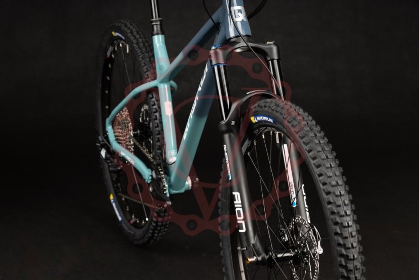 Qayron Spyro MK3 1 29" Sea Blue/Sage Green - Velikost: M