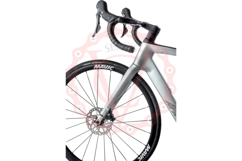 APACHE Gila RS3 stříbrná 28" kolo - Velikost: 56